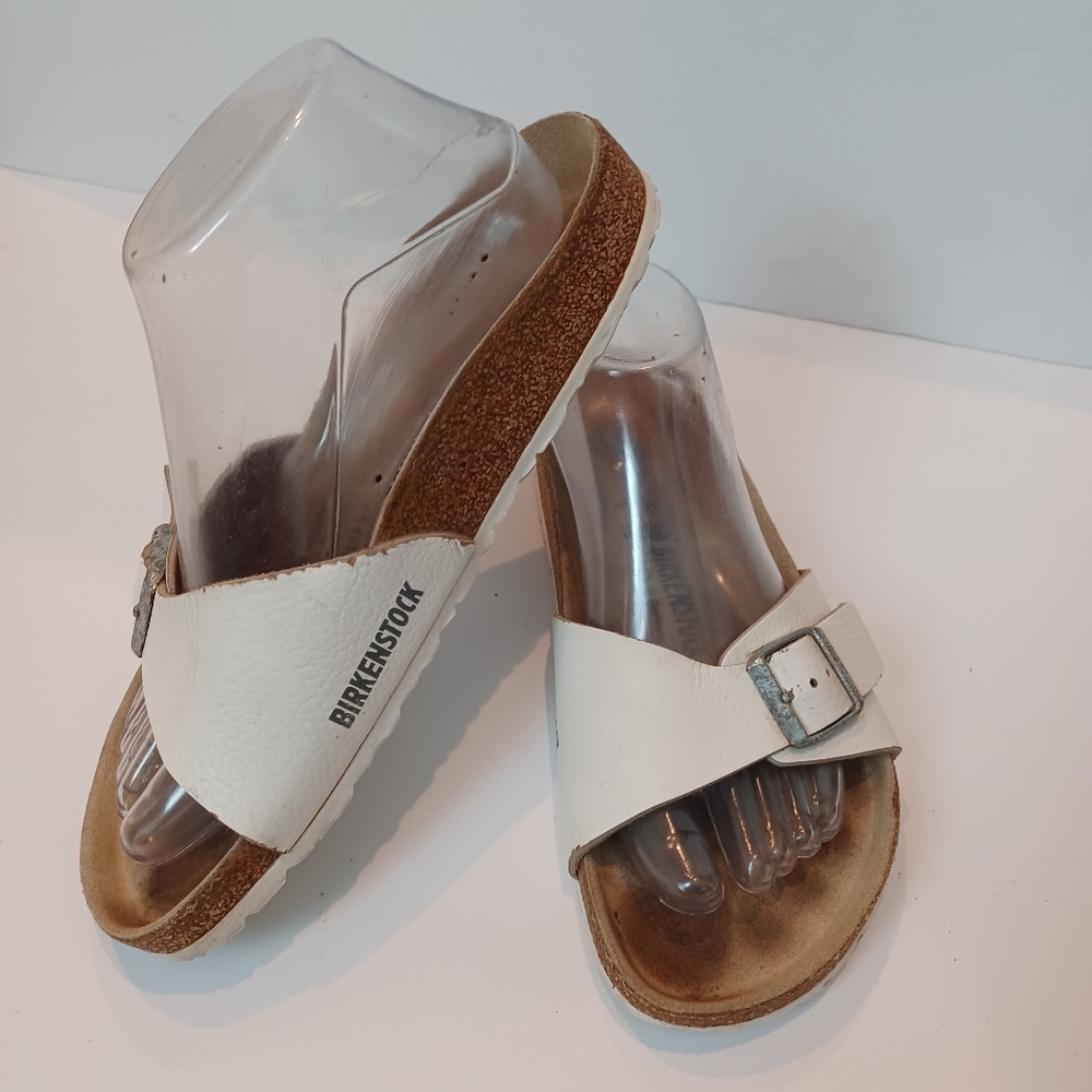 BIRKENSTOCK SANDALS